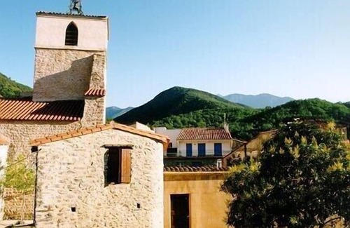 Finestret House | Beautiful village home in the foothills of the Pyrenees