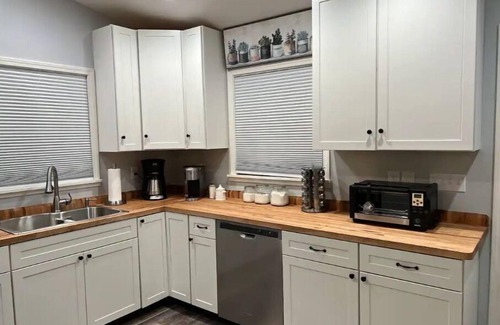 Le Roy House | Beautiful Village of LeRoy Home