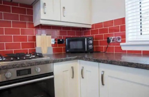 Bornesketaig House | Beautiful & warm family home in stunning location. Close to great hiking trails.