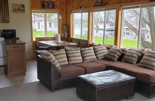Chippewa Bay Cottage | Beautiful water front cottage with a beautiful view