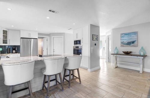 Bonita Springs House | Beautiful Waterfront Pool Home, All New Furnishings, Entire Home Updated
