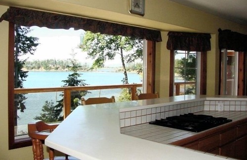 Saturna Island House | Beautiful Waterfront Home in the Gulf Islands, Saturna Island