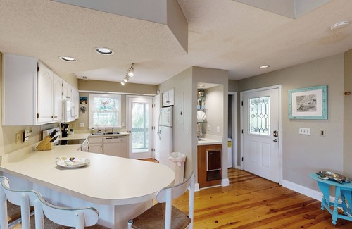 Ocean Ridge Condo | Beautiful waterfront home with fairway view & private dock