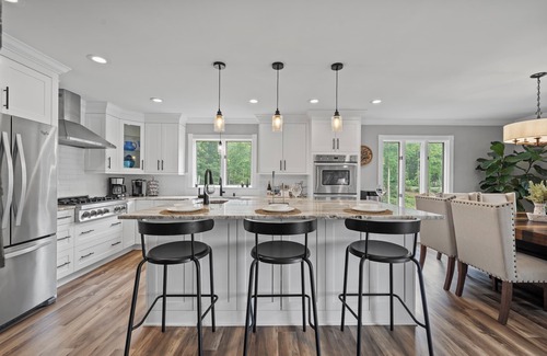 Mooresville House | Beautiful Waterfront Home w Hot Tub and great entertaining options!