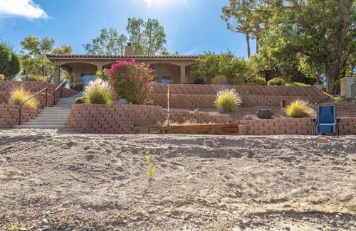 Needles House | Beautiful waterfront beach with sand on the river.