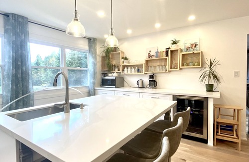 McDougall Cottage | Beautiful Waterfront Cottage w/Swim Spa Hot Tub, Sleeps 16+