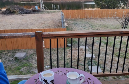 Quinlan House | Beautiful Waterfront Home on a Private Lake!