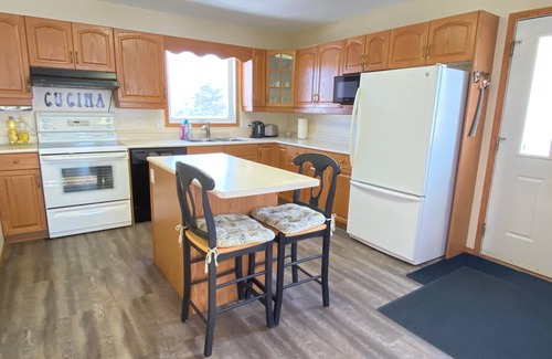 Ignace House | Beautiful Waterfront home on Lake Agimak