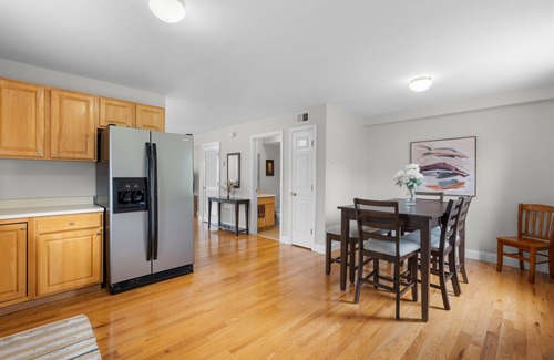 Fair Haven House | Beautiful Waterfront 4 Bedroom, 1.5 Bathroom Unit.