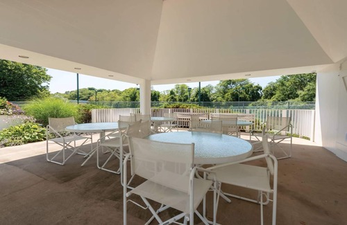 Water Mill Condo | Beautiful Waterfront Condo