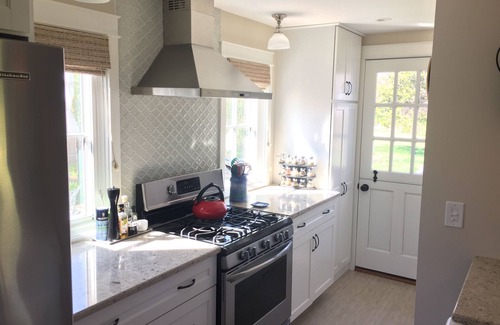 Weekapaug House | Beautiful Weekapaug Home w/Heated Pool