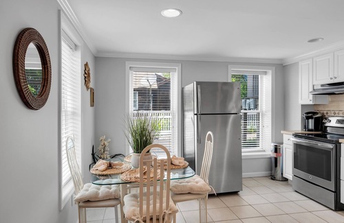 Avon Condo | Beautiful Well Design Condo in Bay Head + 1st Floor with outside seating area