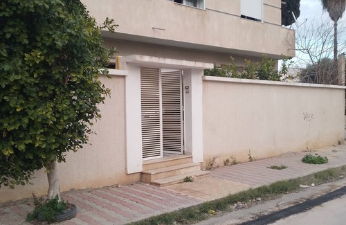 El Ouardia Apartment | Beautiful, well-equipped air-conditioned studio with terrace and view