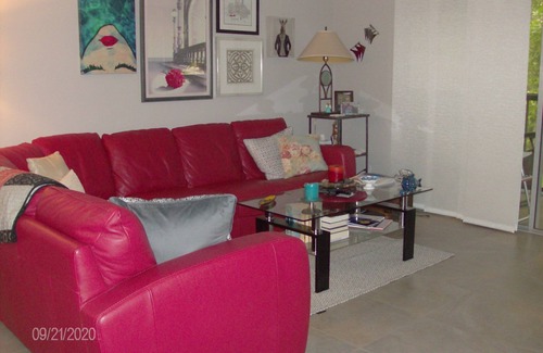 Villages of Oriole Condo | Beautiful well maintained quiet condo.