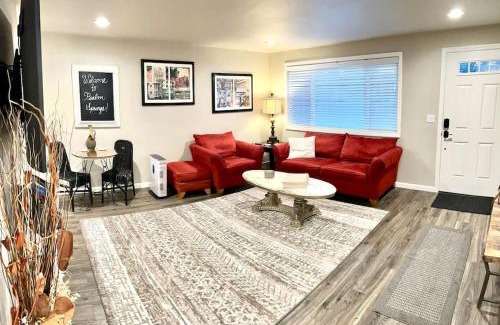 Yakima House | Beautiful, well-stocked home - sleeps 7!