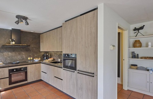 Holten Villa | Beautiful wellness villa with sauna and hot tub