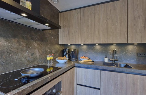 Holten Villa | Beautiful wellness villa with sauna and hot tub