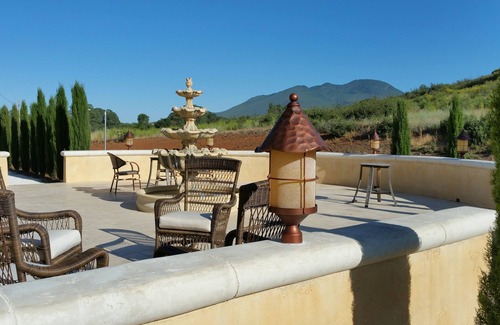 Clear Lake Villa | Beautiful Wine Ranch Vineyard Setting