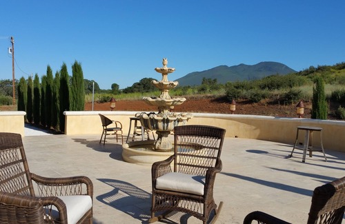 Clear Lake Villa | Beautiful Wine Ranch Vineyard Setting