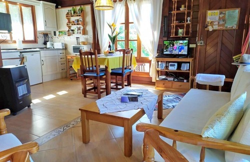 Las Arenas House | Beautiful wooden house on a quiet finca surrounded by palm trees