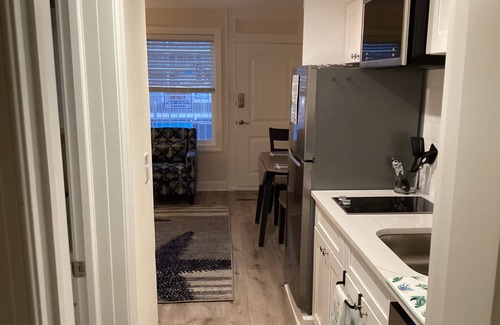 Wildwood Crest Condo | Beautiful Year Round Beach Condo 1 block to beach