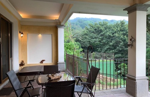 Alotenango Condo | BEAUTIFULL 2 BEDROOM APT LA REUNION