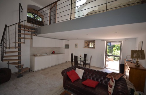 Laroque-des-Alberes House | Beautifully renovated barn (with pool) in the centre of Laroque des Alberes