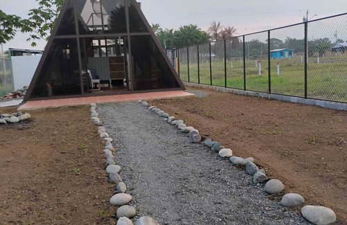 Parrita Cabin | Beautifully 2-bedroom cabin with A/C and reliable Wi-Fi, exelent for remote work