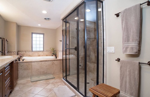 Carbondale House | Beautifully Appointed 5 Bedroom Custom Home, Includes 2 Fly Fishing Badges!