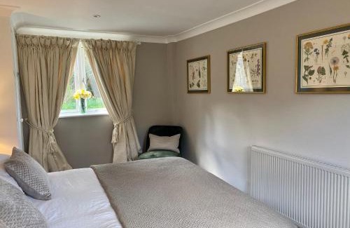 Royston Apartment | Beautifully appointed one-bedroom cottage