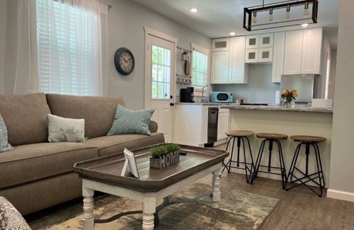 Millington House | Beautifully decorated Duplex in Millington No Cleaning Fees