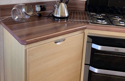 Crimdon House | Beautifully decorated caravan right next to the sea with picturesque views