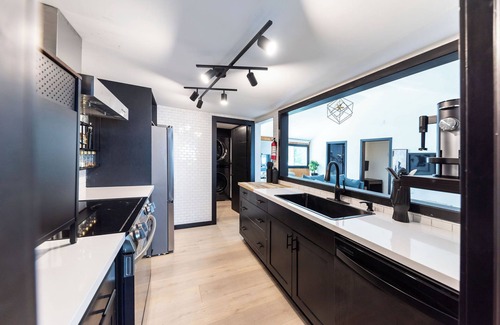 Petawawa Cottage | Beautifully Designed Cottage