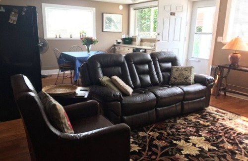 White Rock House | Beautifully furnished & equipped ocean view home in White Rock