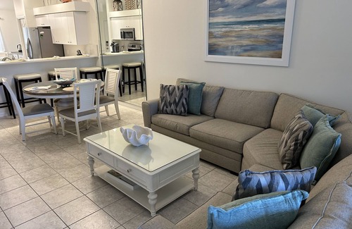 Stoneybrook Condo | BEAUTIFULLY FURNISHED AND DECORATED CONDO IN STONEYBROOK GATED GOLF COMMUNITY