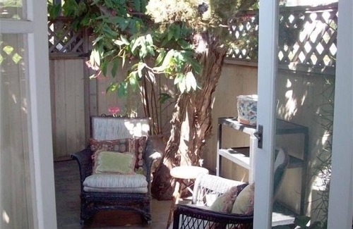 Village of La Jolla House | Beautifully furnished Classic cottage in the village