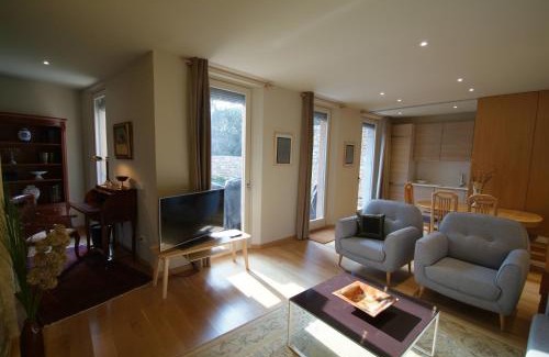 Barri Vell Apartment | Beautifully furnished luxury apartment in Barri Vell, Girona