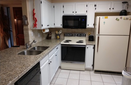 Central Scottsdale Condo | Beautifully furnished condo at the Villages in McCormick Ranch Scottsdale, AZ