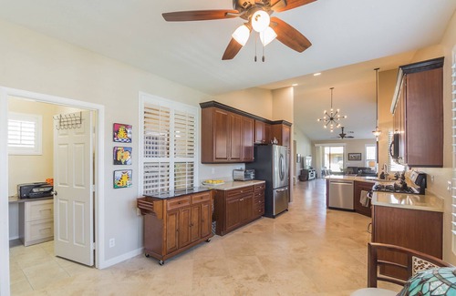 Oakwood Villa | Beautifully Furnished Villa In Gated 55+ Country Club available June 1-Sept. 30