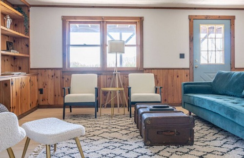 Oliverea Cottage | Beautifully Located, Modern Cottage in Catskills