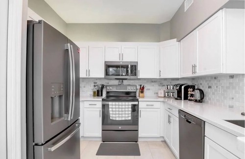Bonita Springs Condo | Beautifully maintained condo in the Southbridge subdivision of Pelican Landing.