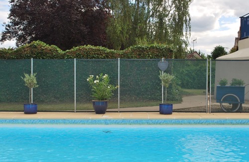 Parcay-les-Pins Apartment | Beautifully presented gite, sleeps 2/3 in UNESCO region of 'Outstanding Beauty'