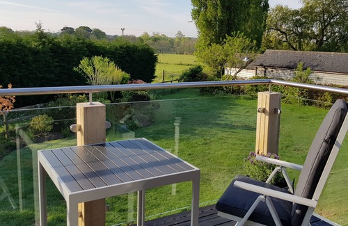 Durley Apartment | Beautifully presented, countryside, self-contained, 1-bed apartment
