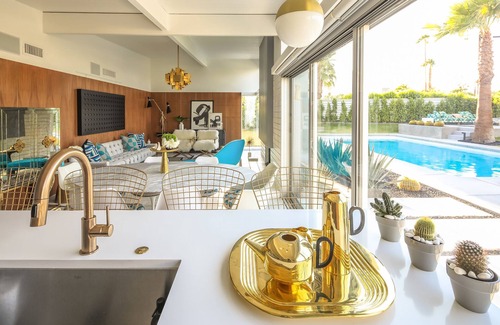 Racquet Club Estates House | Beautifully Presented Mid Century Gem