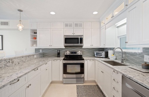 Santa Rosa Beach House | Beautifully renovated Gulf-front townhome with private beach access!