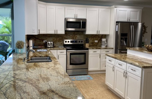 Spanish Wells House | Beautifully remodeled beachfront home- breathtaking views