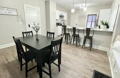 Indianapolis House | Beautifully Remodeled, 5 min to Downtown Indy!