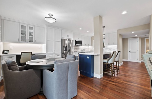 Laguna Woods Condo | Beautifully remodeled 2 BD/2 BA 1st Floor Condo in Beach Close 55+ Community