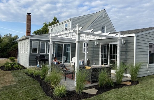 Eastward Look House | Beautifully Remodeled New To The Market Walk To Scarborough Beach With AC