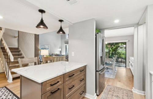 Fernandina Beach House | Beautifully remodeled 2 bedroom 2 bathrooms on the Marsh side of the resort